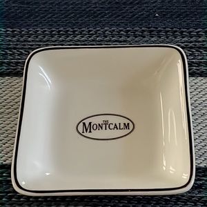 WedWood Mettalized bine China dish New!